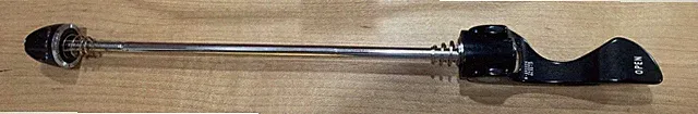 NOS Tandem R-283004 Quick Release HUB Black Skewer Assembly 6 1/4"